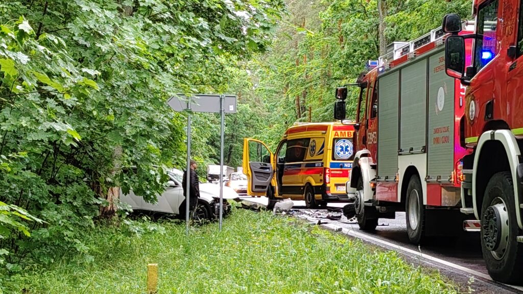 Wypadek Na Drodze Krajowej Numer 16 W Zawadach Małych