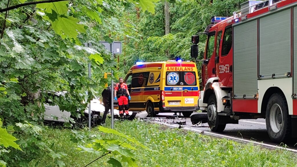 Wypadek Na Drodze Krajowej Numer 16 W Zawadach Małych