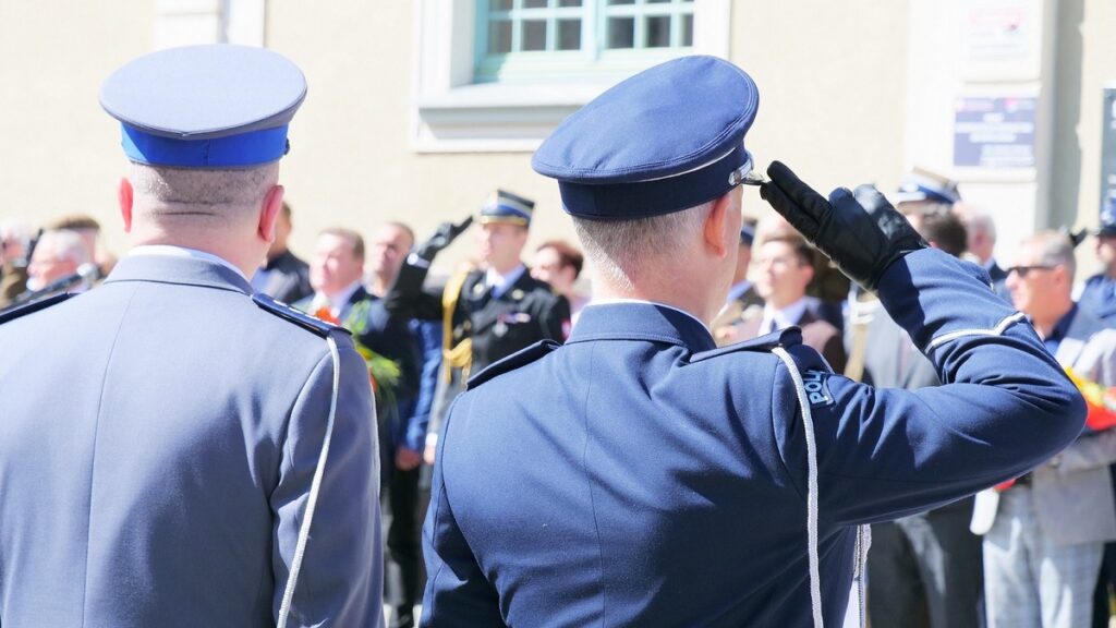 Uroczyste Święto Policji w Ostródzie - podziękowanie za służbę i codzienną gotowość do działania 8 Uroczyste Święto Policji W Ostródzie