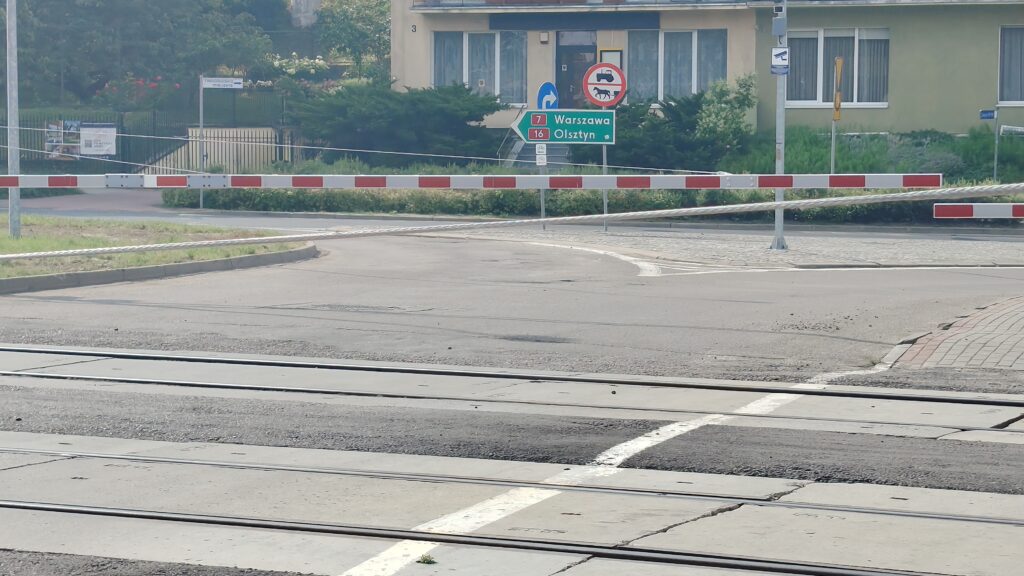 Przejazdy kolejowe w Ostródzie. Znamy stanowisko PKP PLK 8 Przejazdy Kolejowe W Ostródzie. Znamy Stanowisko Pkp Plk