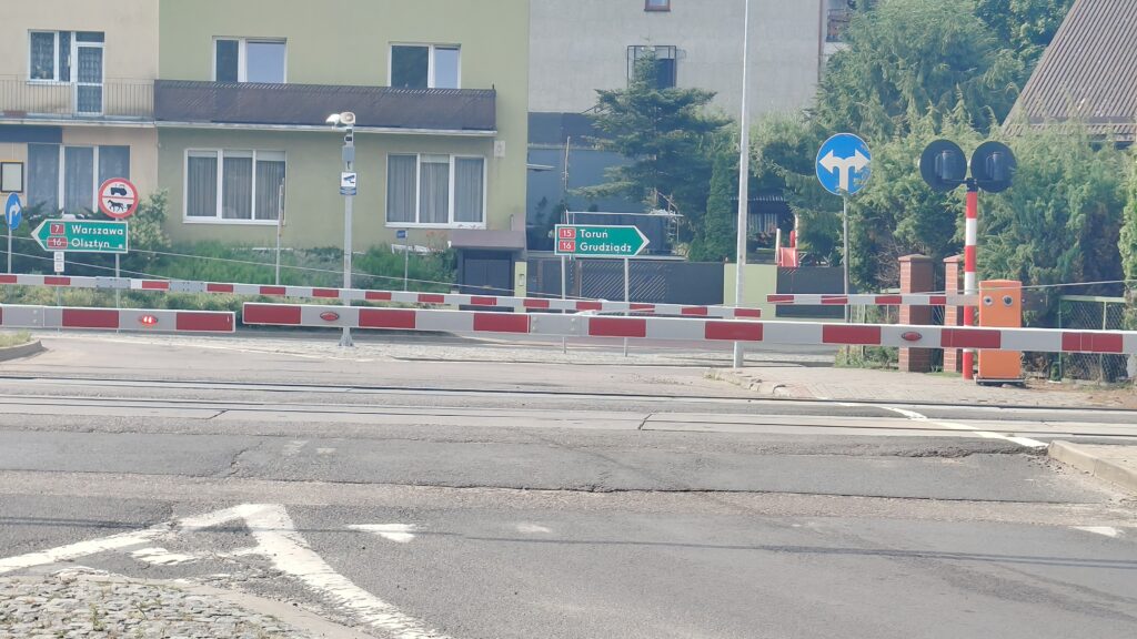 Przejazdy kolejowe w Ostródzie. Znamy stanowisko PKP PLK 9 Przejazdy Kolejowe W Ostródzie. Znamy Stanowisko Pkp Plk