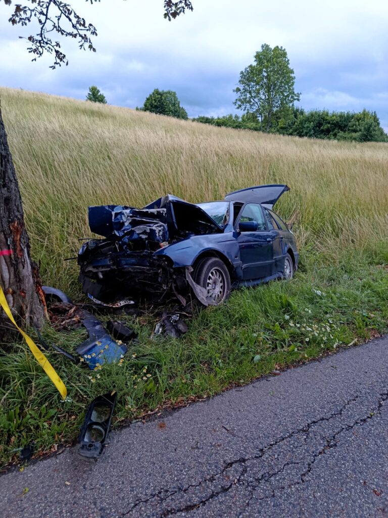 Wypadek Na Drodze Warny - Stare Bolity W Gminie Miłakowo