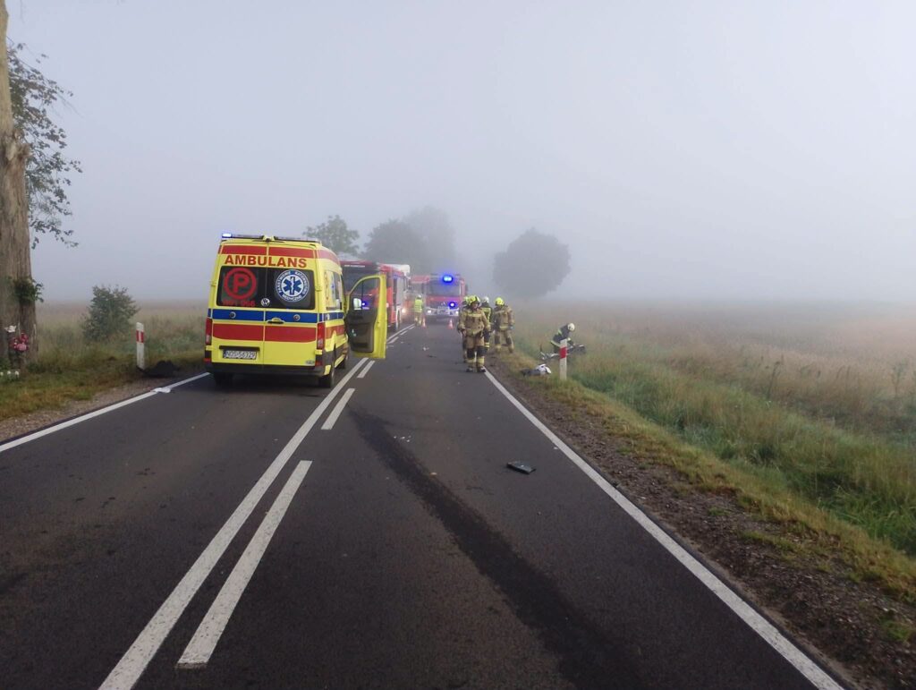 Zderzenie Motocykla I Samochodu Osobowego W Łukcie