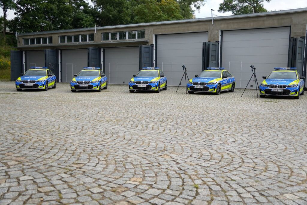 Nowe Radiowozy Dla Policjantów W Regionie. Ostróda Dostała Bmw