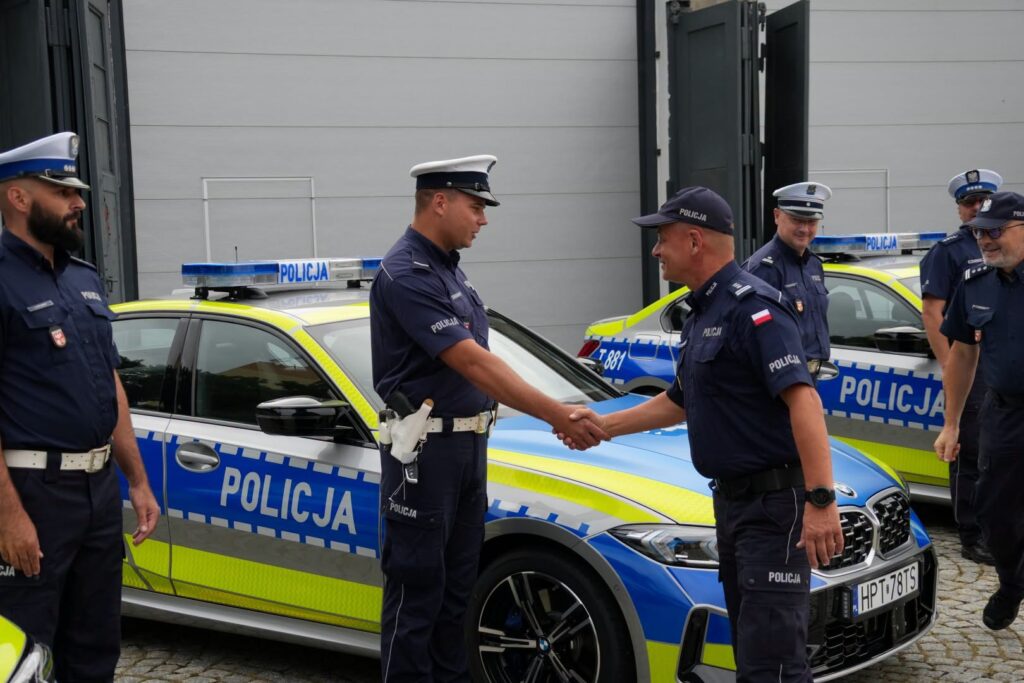 Nowe Radiowozy Dla Policjantów W Regionie. Ostróda Dostała Bmw