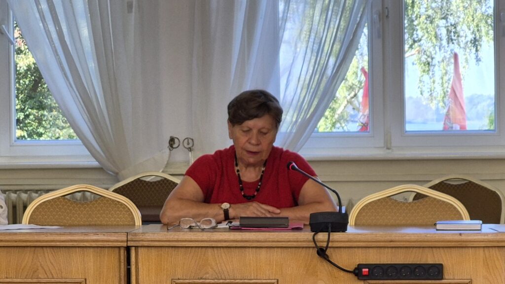 Dodatkowe pieniądze na Młodzieżownię — radna Anna Monist chce wyjaśnień! 3 Dodatkowe Pieniądze Na Młodzieżownię — Radna Anna Monist Chce Wyjaśnień!
