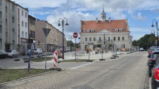 Parking na Placu 1000-lecia. Kiedy zostanie udostępniony mieszkańcom? "Czekamy na drzewa i niską zieleń"