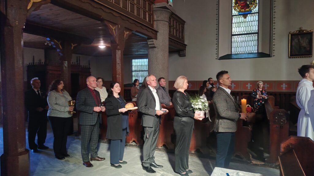 Dębowe Gody Cechu Rzemieślników i Przedsiębiorców w Ostródzie. Jubileusz 80-lecia powstania organizacji 3 Dębowe Gody Cechu Rzemieślników I Przedsiębiorców W Ostródzie. Jubileusz 80-Lecia Powstania Organizacji