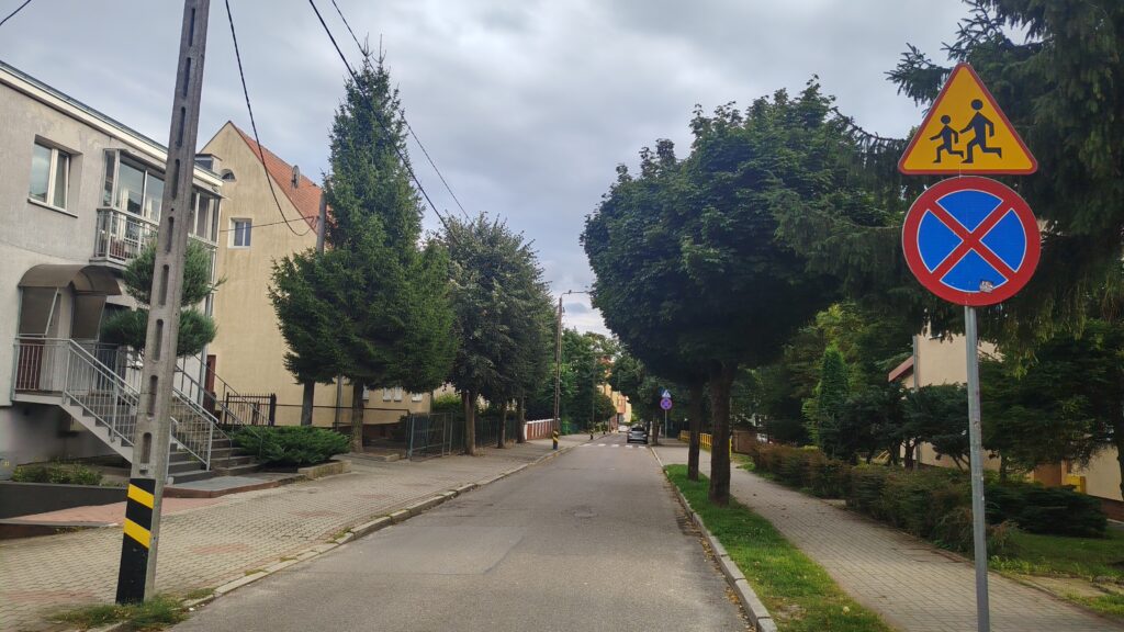Drogowy Problem Na Ulicy Herdera W Ostródzie! Kto Jest Winien?