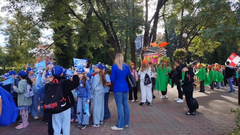 Parada smoków zamknęła Ostródologię — Tydzień Lokalnego Patriotyzmu 7 Parada Smoków Zamknęła Ostródologię — Tydzień Lokalnego Patriotyzmu