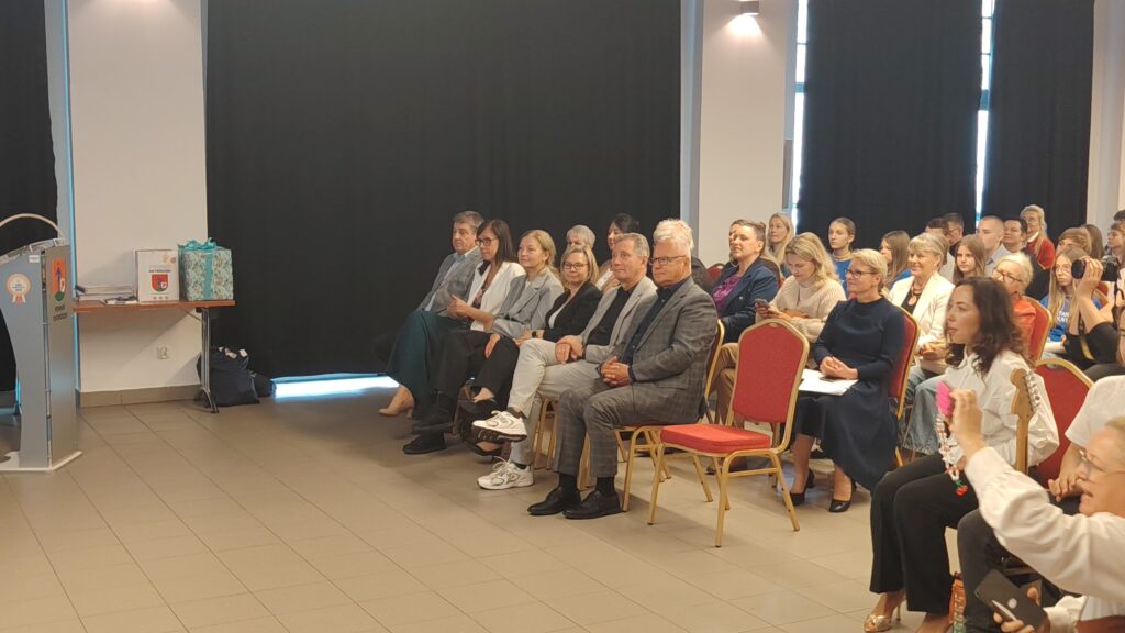 Wolontariat w Powiecie Ostródzkim. Udana akcja na początek roku szkolnego 9 Wolontariat W Powiecie Ostródzkim. Udana Akcja Na Początek Roku Szkolnego