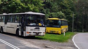Zdarzenie drogowe na DK16. Autokar zderzył się z ciężarówką! 17 Zdarzenie Drogowe Na Dk16. Autokar Zderzył Się Z Ciężarówką!