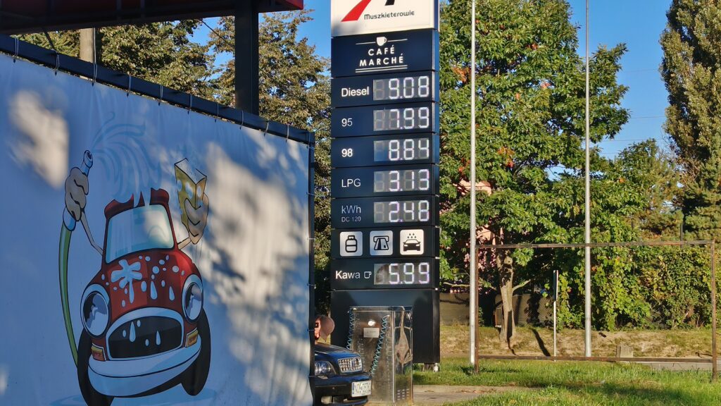 Ceny paliw w Ostródzie – 2 października 2026. Możesz? Wstrzymaj się z tankowaniem do soboty! 14 ceny paliw w Ostródzie 02-10-2026